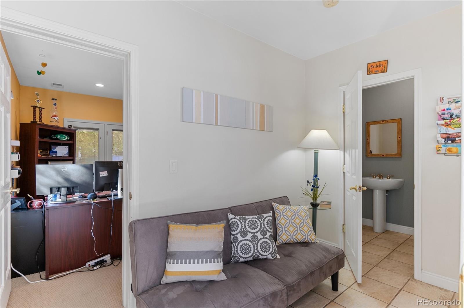 1814 S Uinta Way