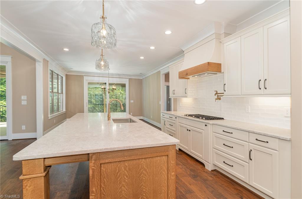 7602 White Retreat Court