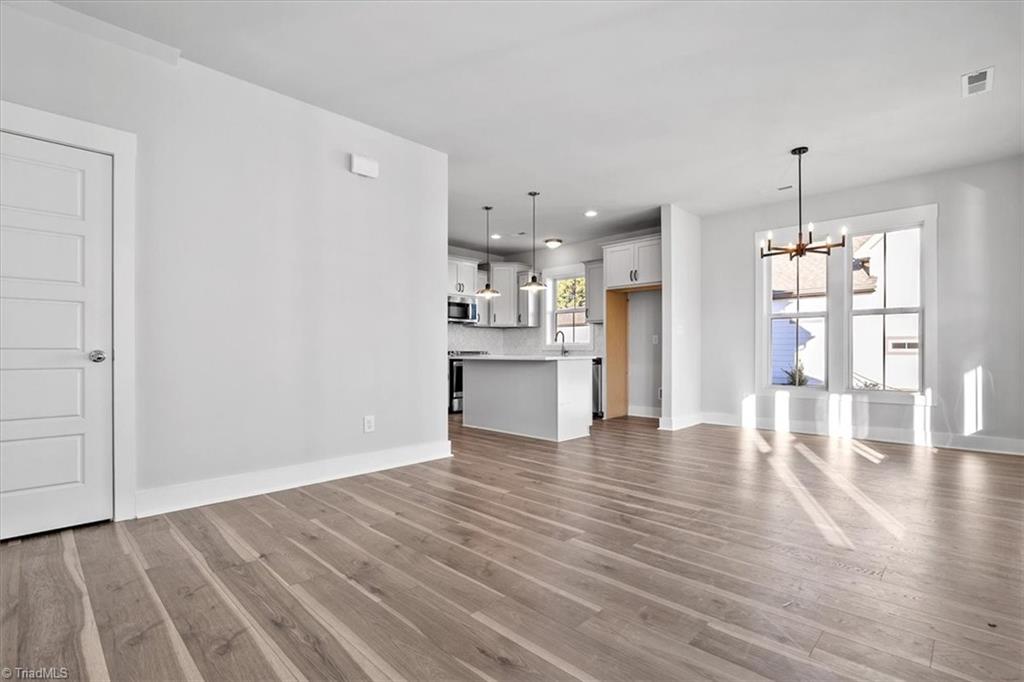 5131 Whaitley Lane
