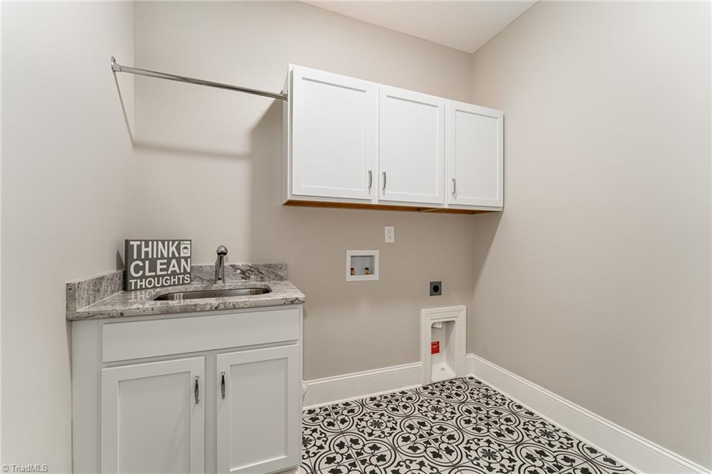 3 Asher Lane