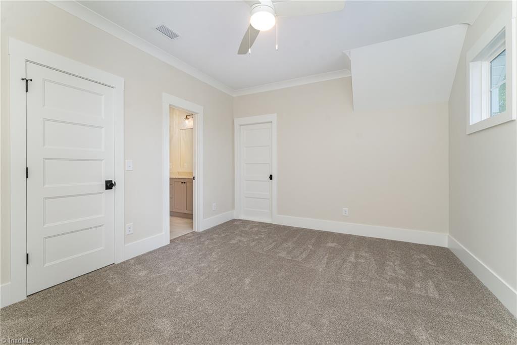 7498 Skippers Trace