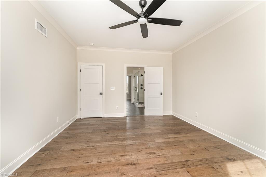 7429 Kingsley Place