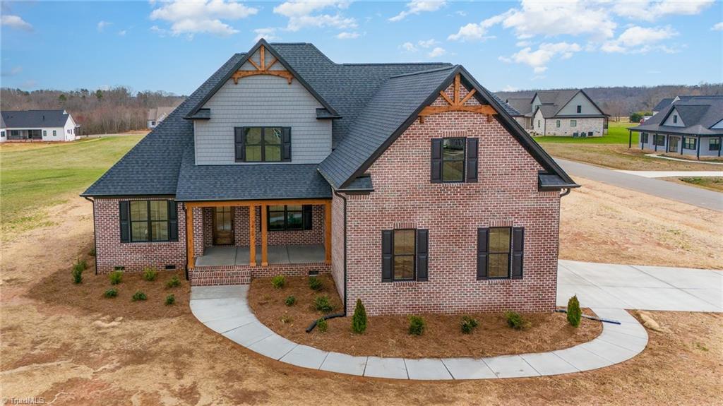 7429 Kingsley Place