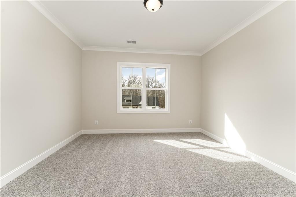 7429 Kingsley Place