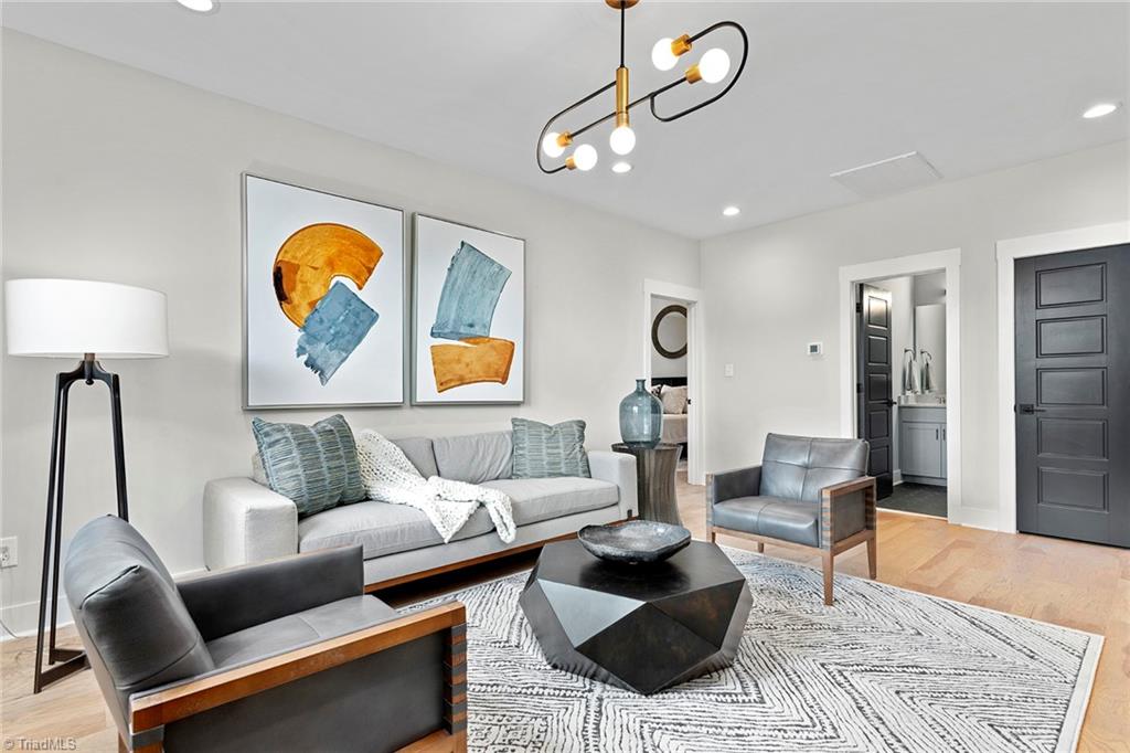 5107 Whaitley Lane