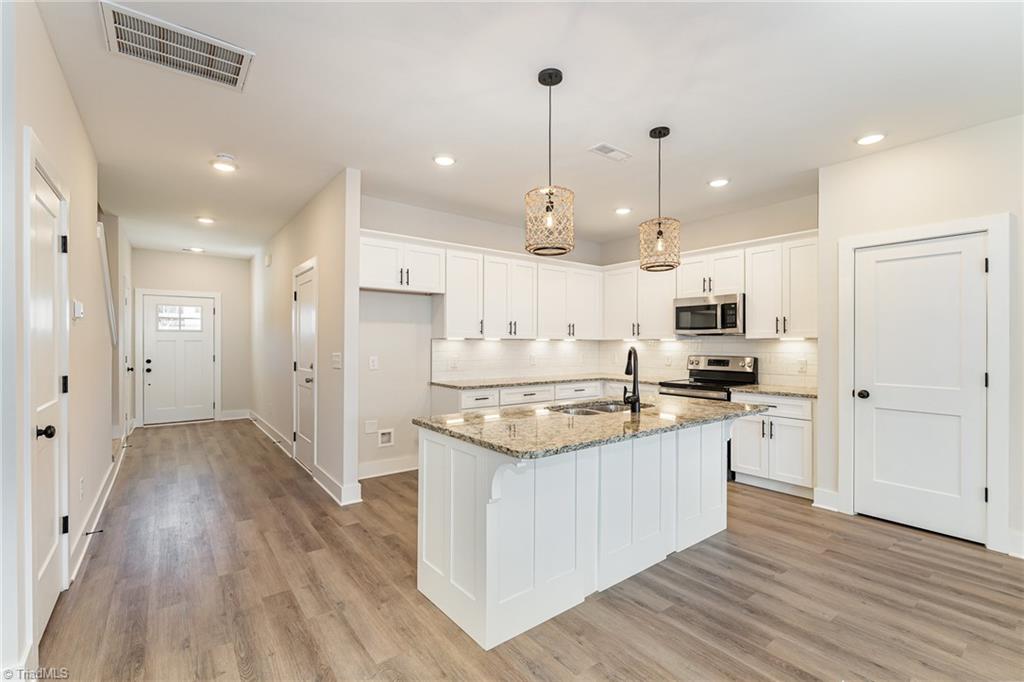 4902 Cannon Crossing Way