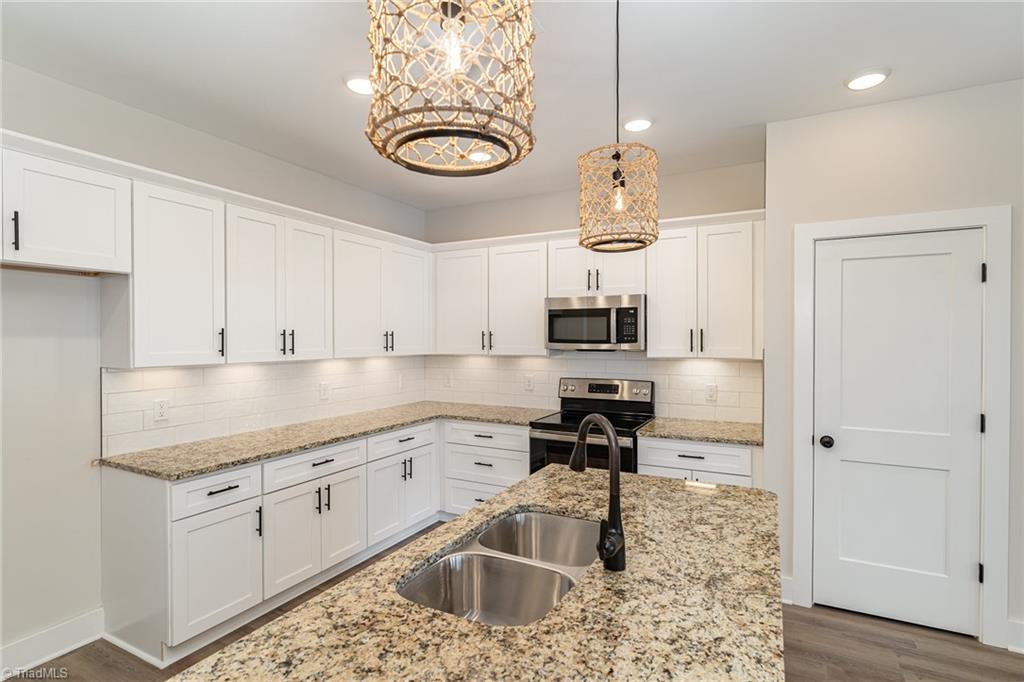 4902 Cannon Crossing Way