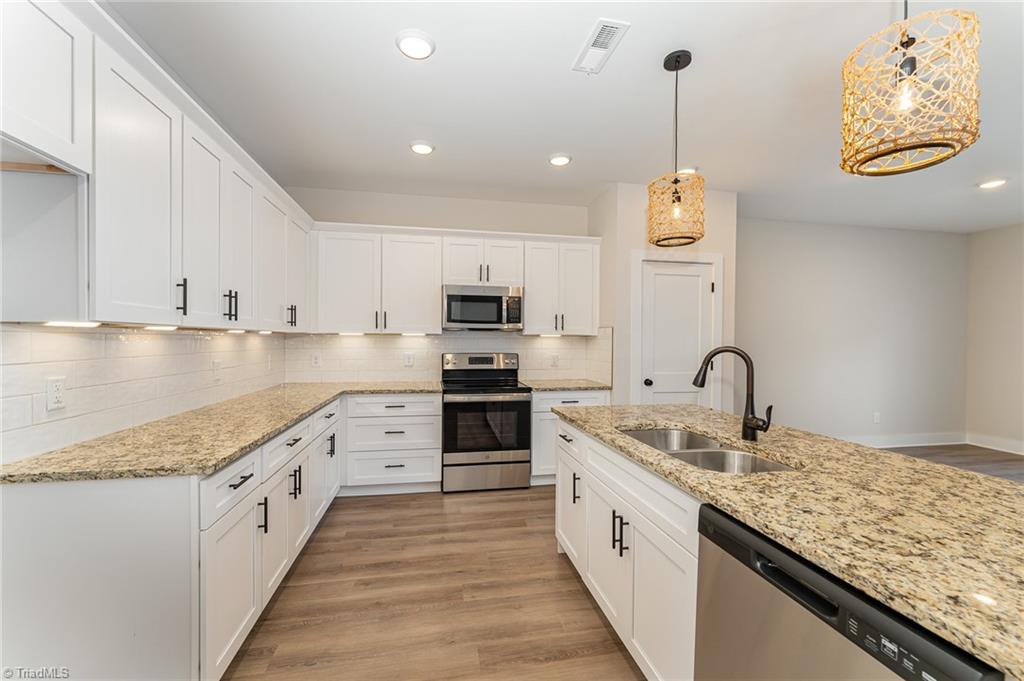 4902 Cannon Crossing Way