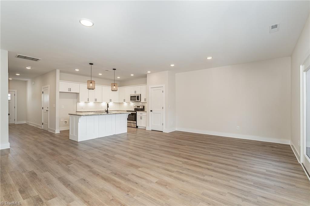 4902 Cannon Crossing Way