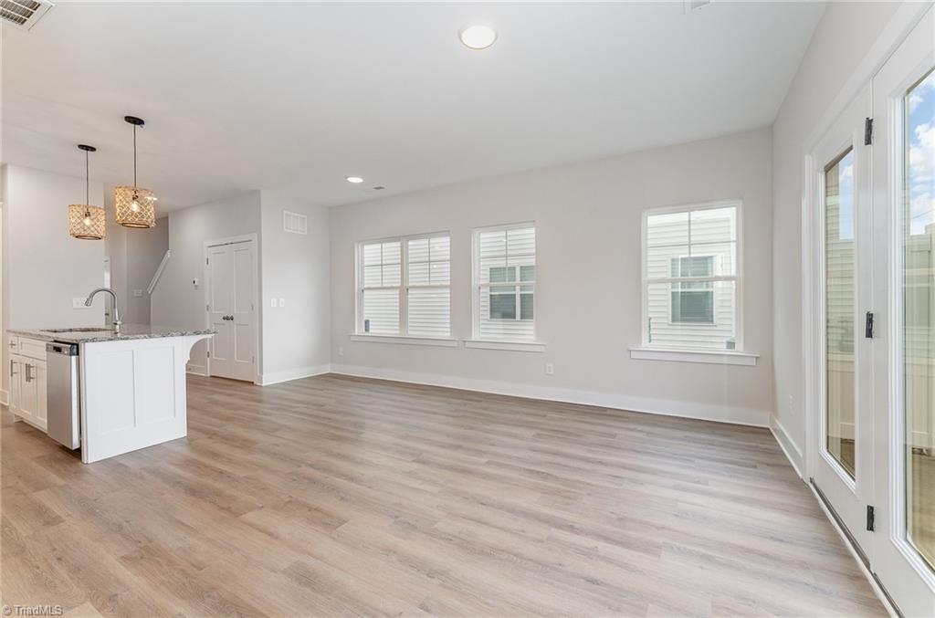 4925 Cannon Crossing Way