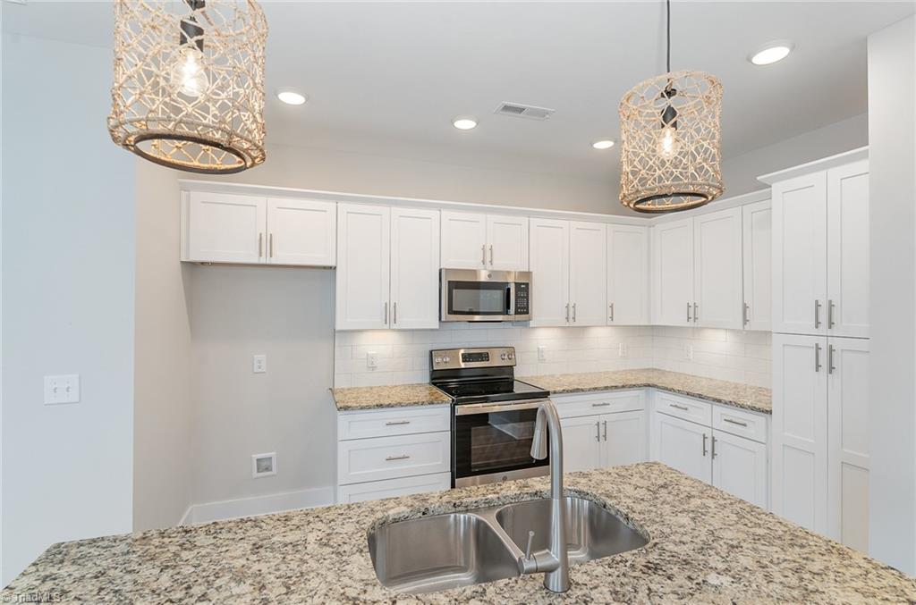 4925 Cannon Crossing Way