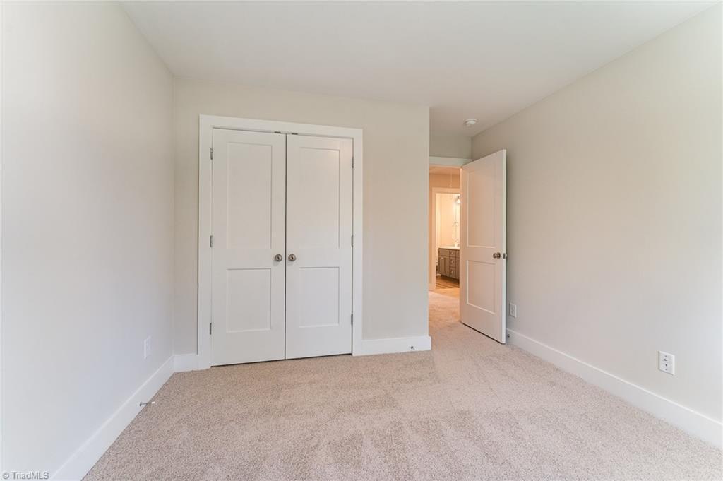 909 Cannon Crossing Circle