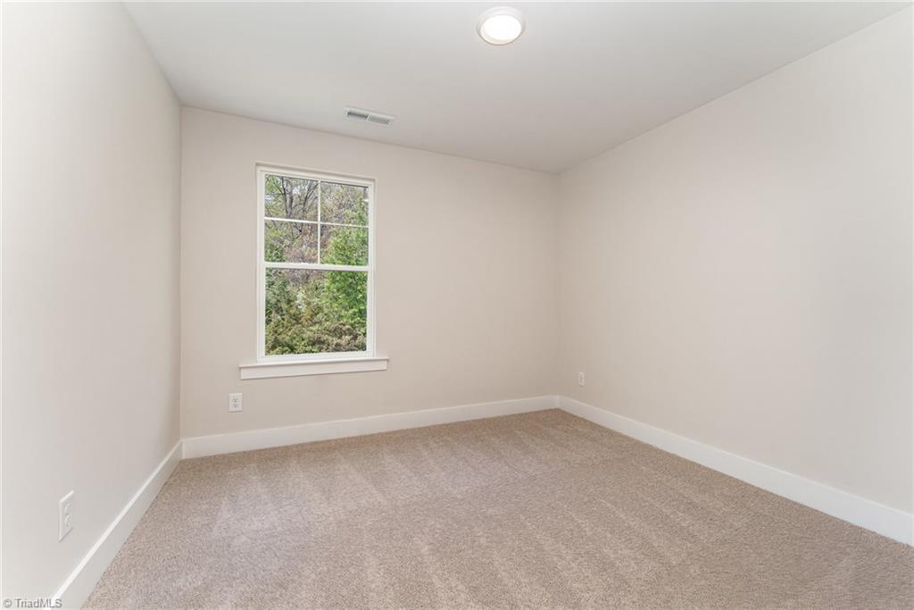 909 Cannon Crossing Circle