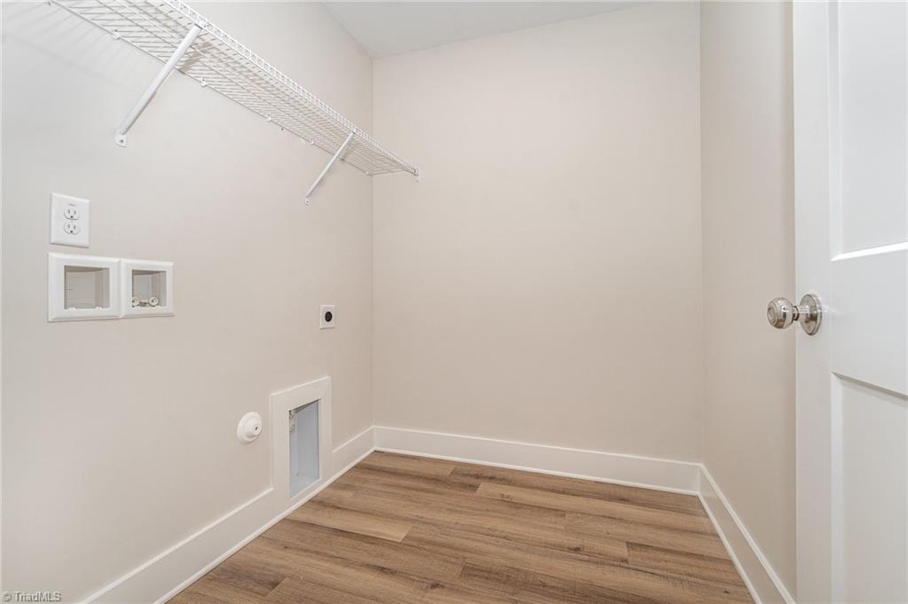 909 Cannon Crossing Circle