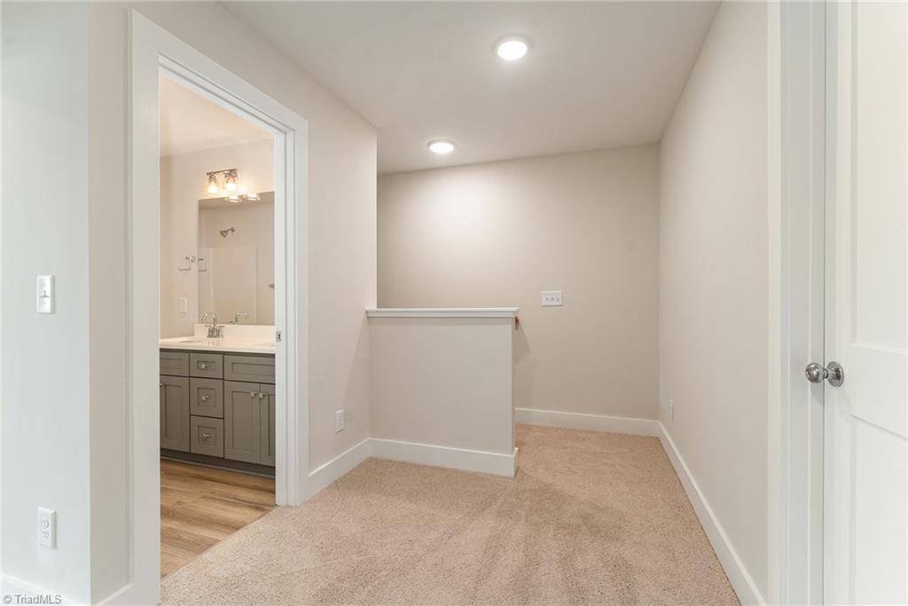 909 Cannon Crossing Circle