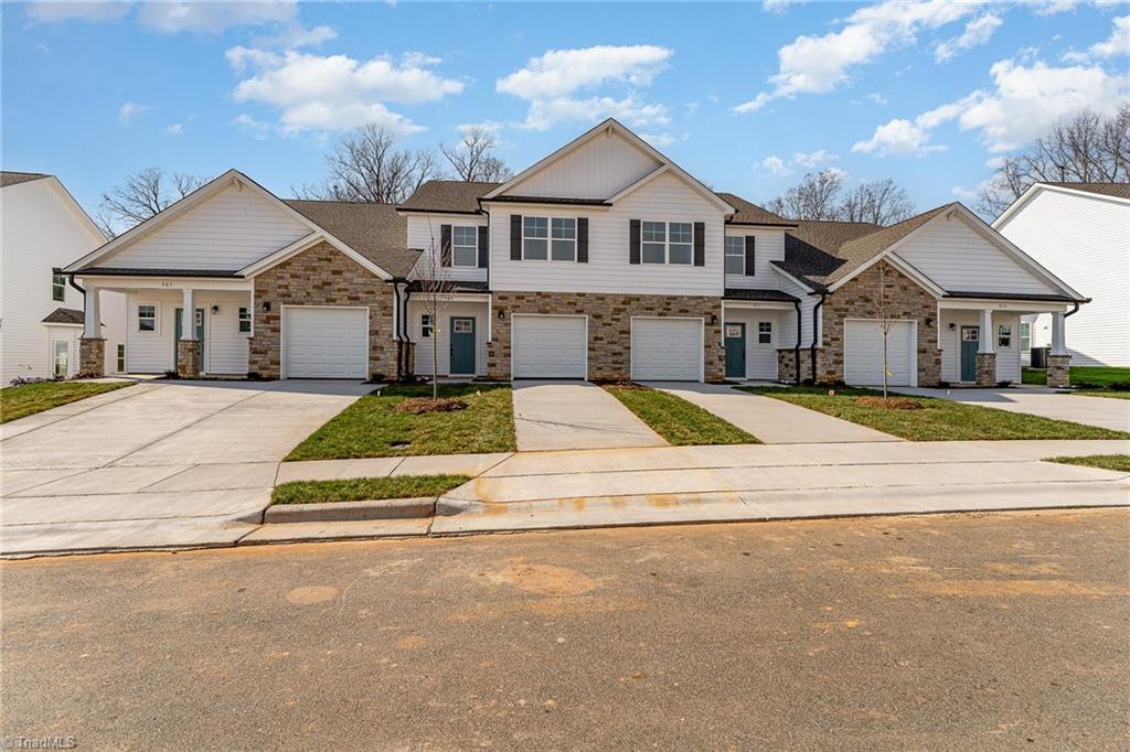 909 Cannon Crossing Circle