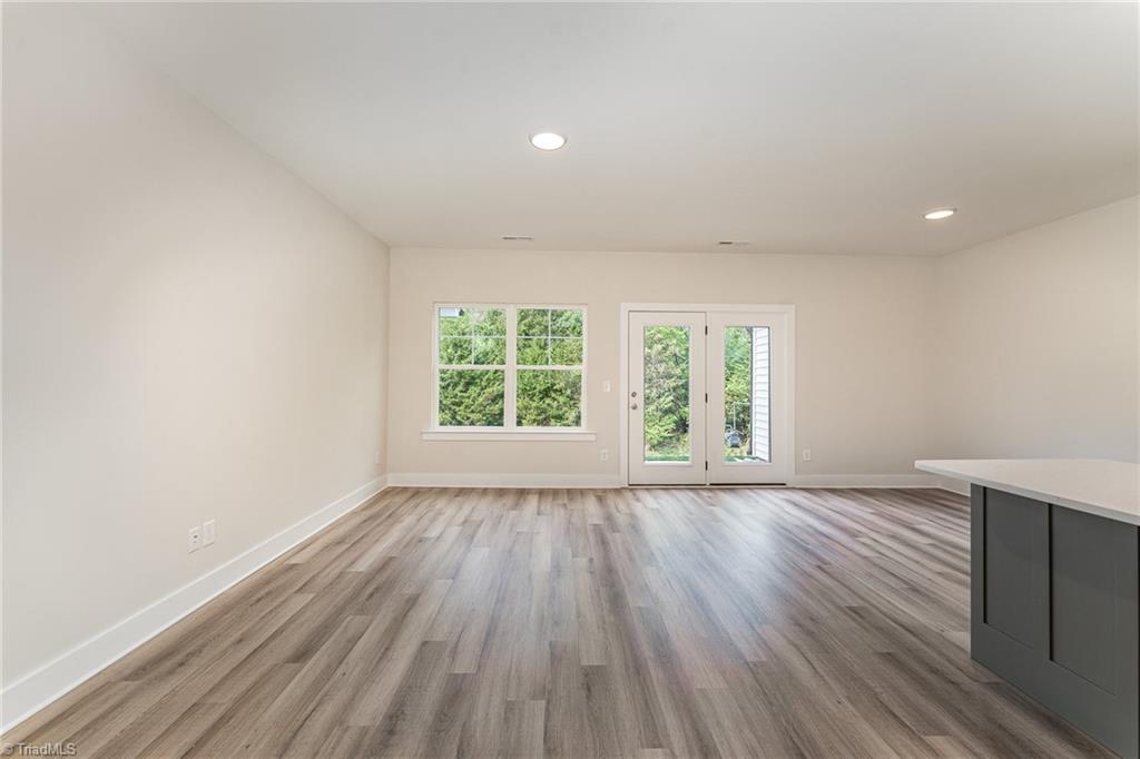 909 Cannon Crossing Circle