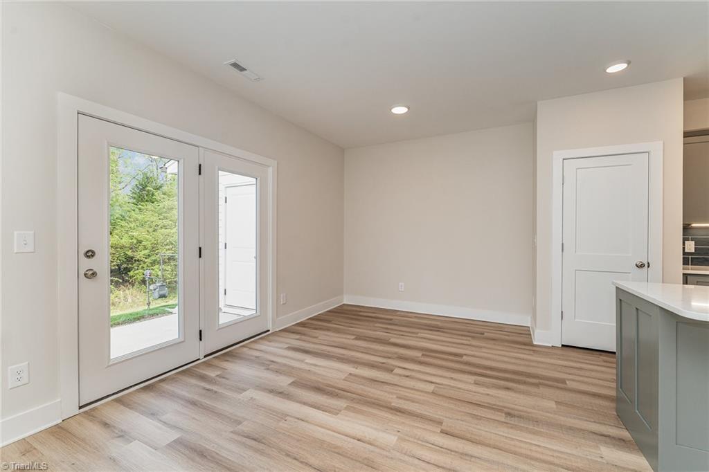 909 Cannon Crossing Circle