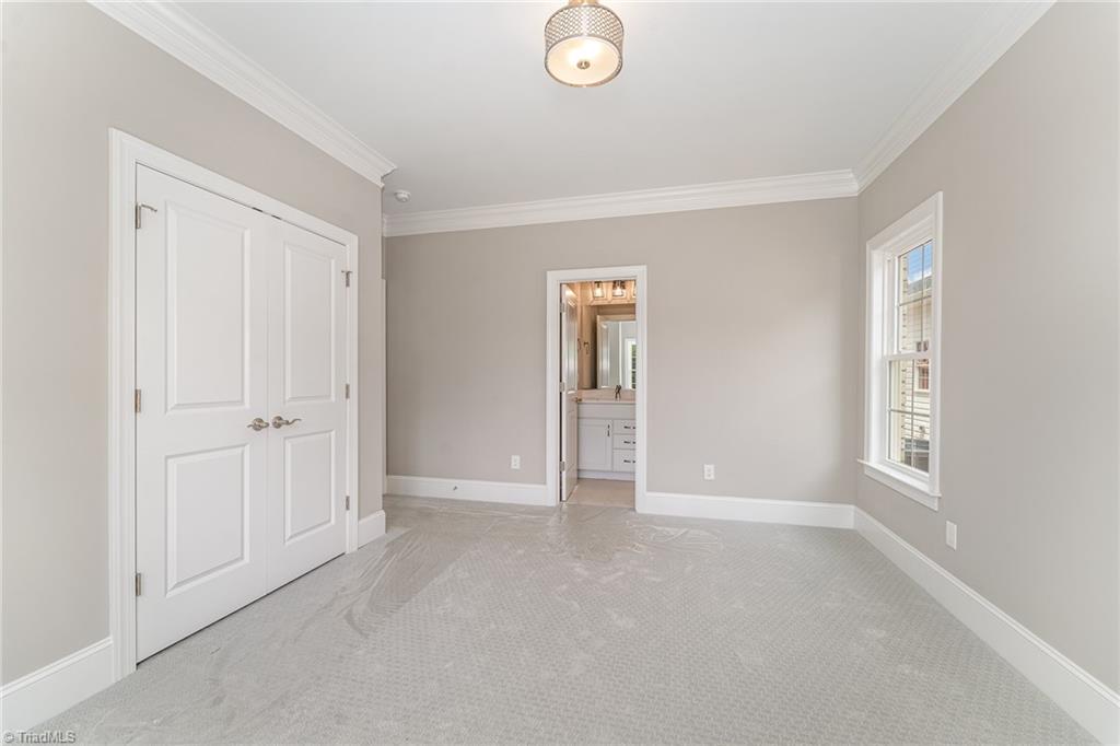 2811 Elim Shores Terrace