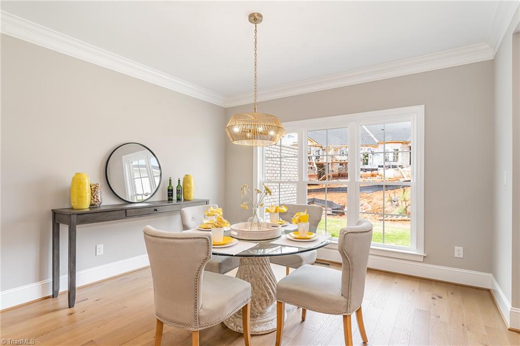 2811 Elim Shores Terrace