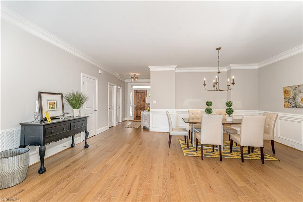 2811 Elim Shores Terrace