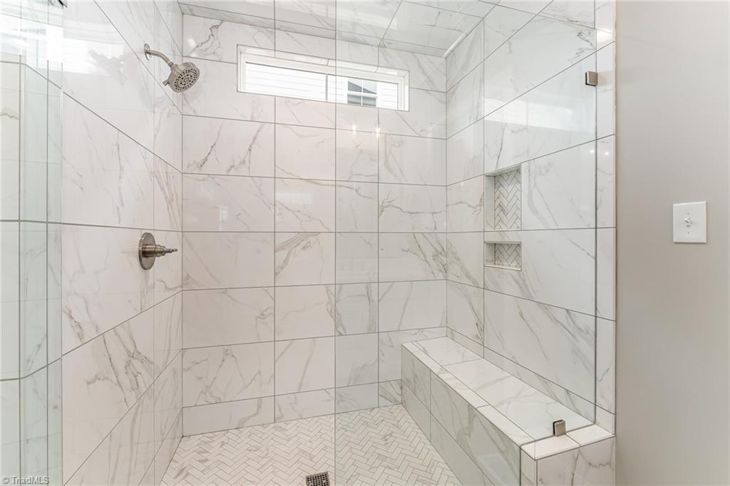 2811 Elim Shores Terrace