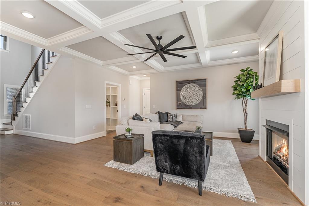 8009 Honkers Hollow Drive