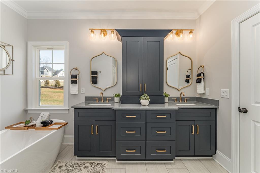 8009 Honkers Hollow Drive