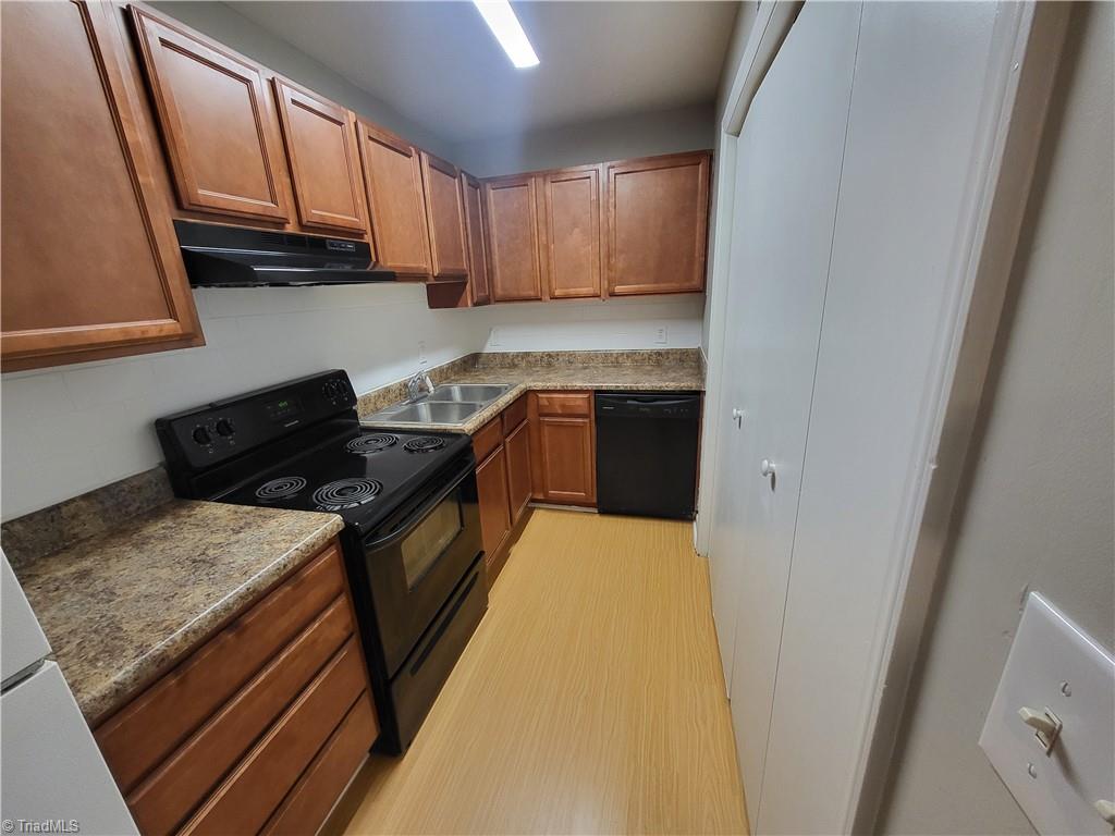 2833 N Ohenry Boulevard # H