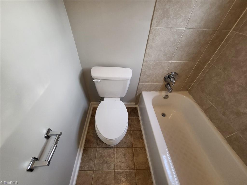 2833 N Ohenry Boulevard # H