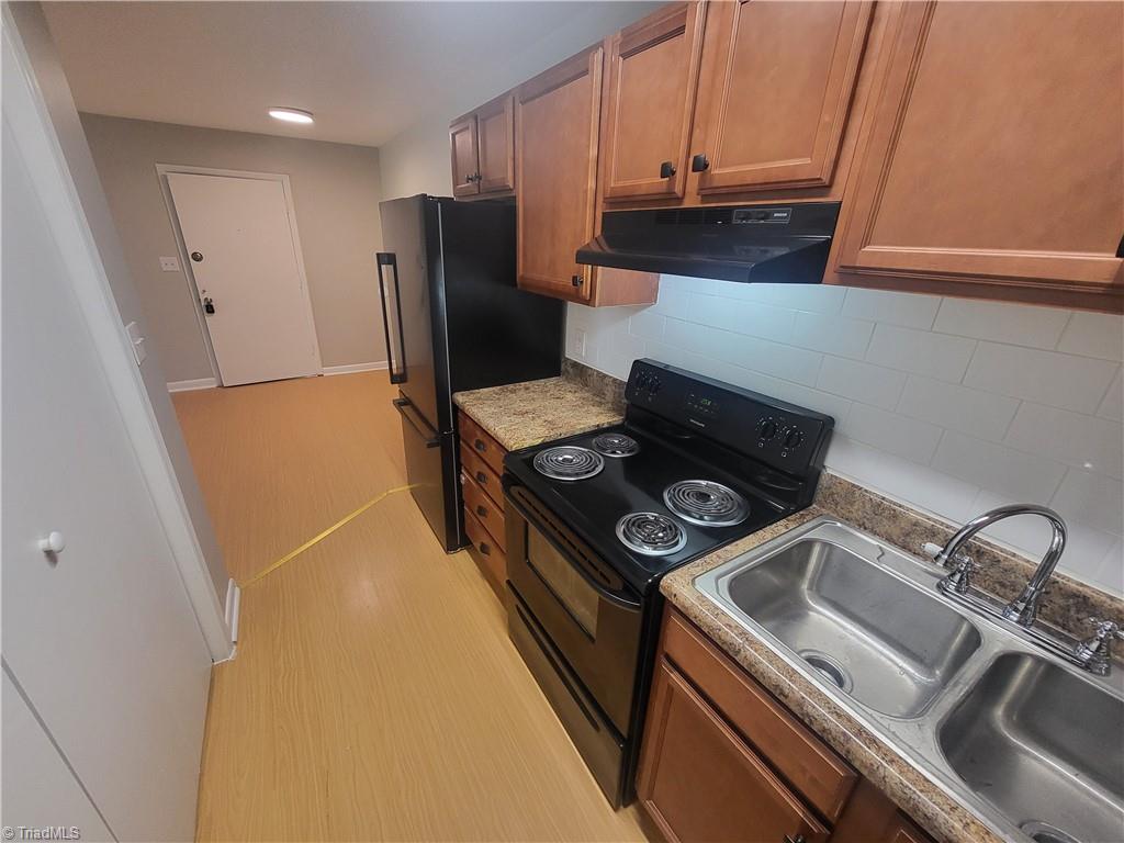 2833 N Ohenry Boulevard # H