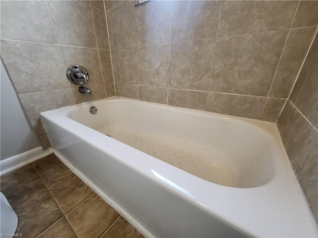 2833 N Ohenry Boulevard # H