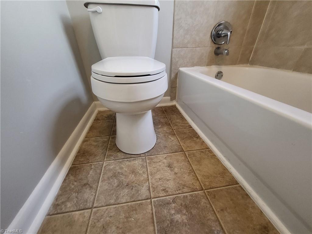 2833 N Ohenry Boulevard # H