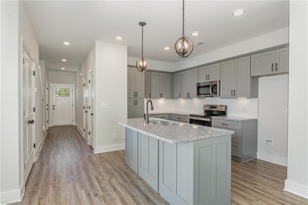 919 Cannon Crossing Circle