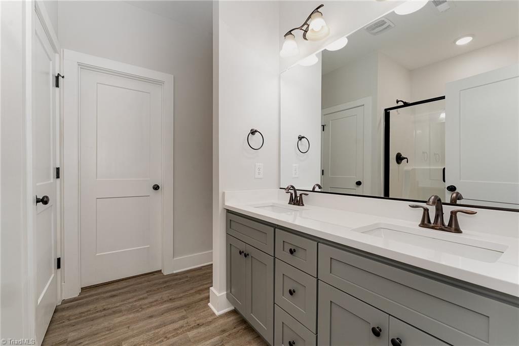 919 Cannon Crossing Circle