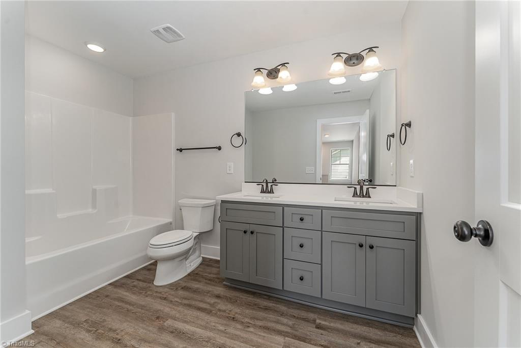 919 Cannon Crossing Circle