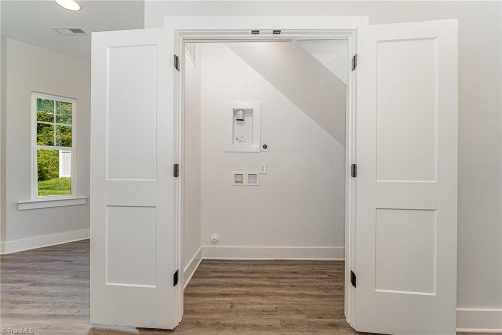 919 Cannon Crossing Circle