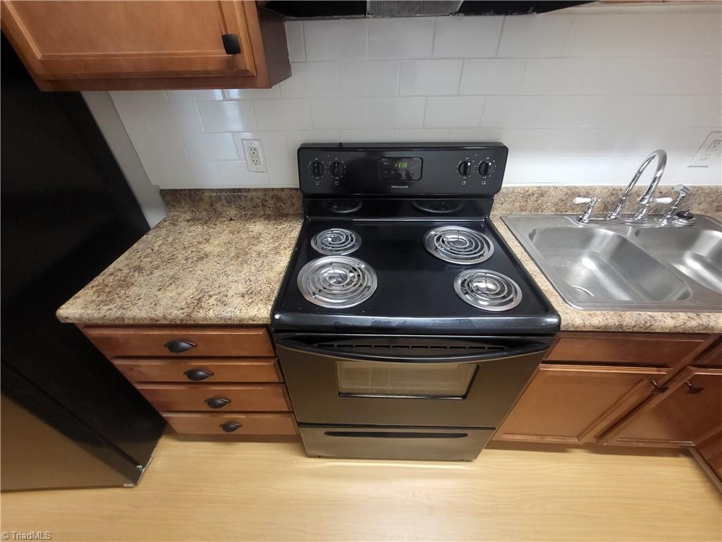 2829 N Ohenry Boulevard # D