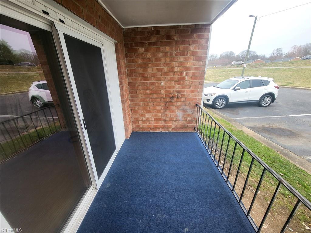 2829 N Ohenry Boulevard # D