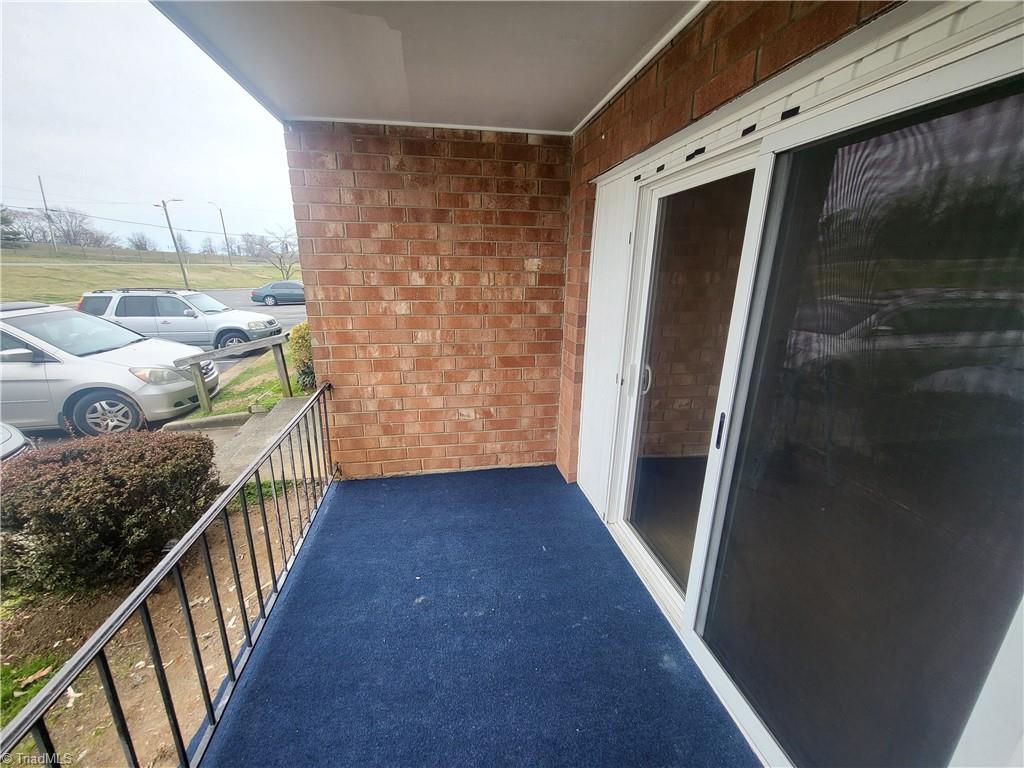 2829 N Ohenry Boulevard # D