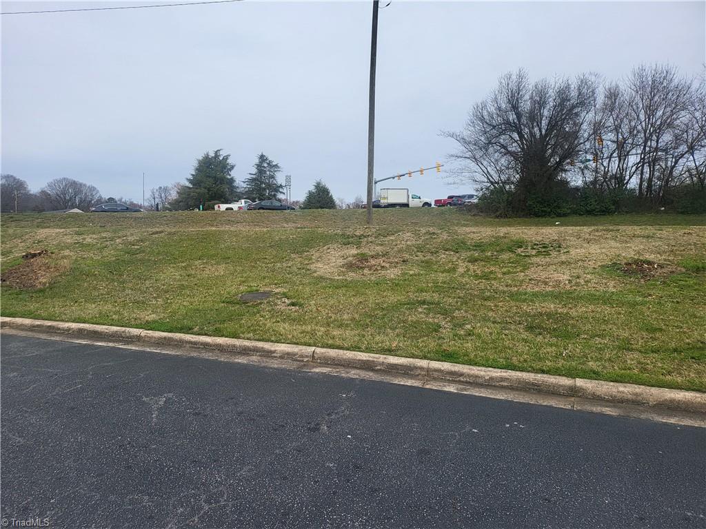 2829 N Ohenry Boulevard # D