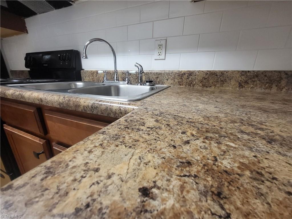 2829 N Ohenry Boulevard # D