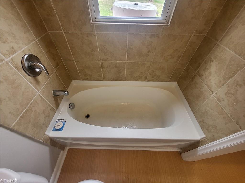 2829 N Ohenry Boulevard # D