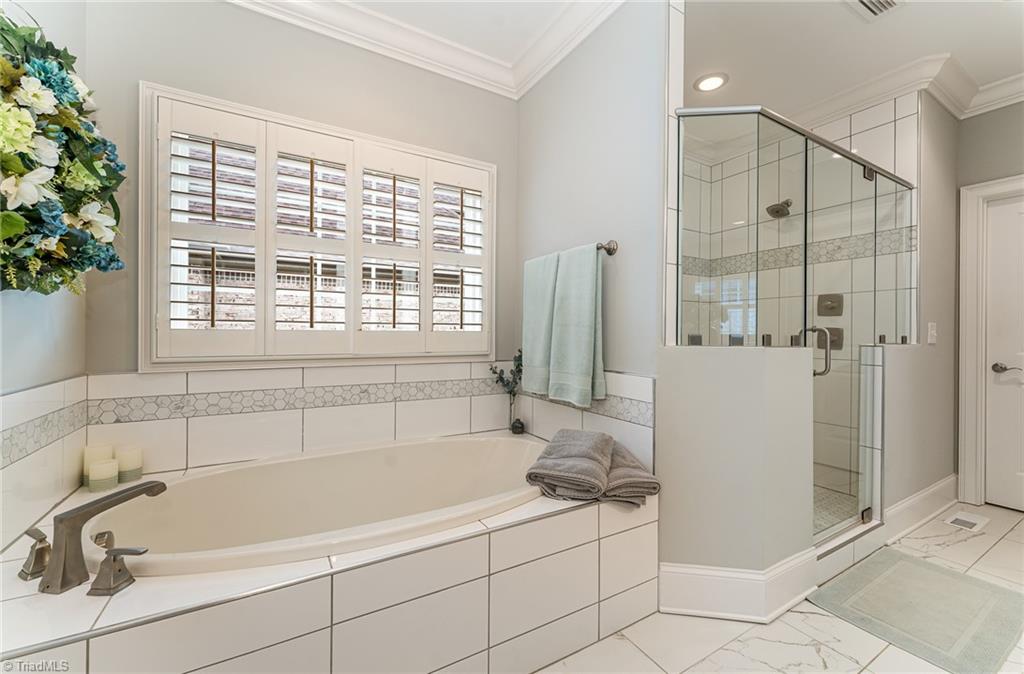 4339 Griffins Gate Lane