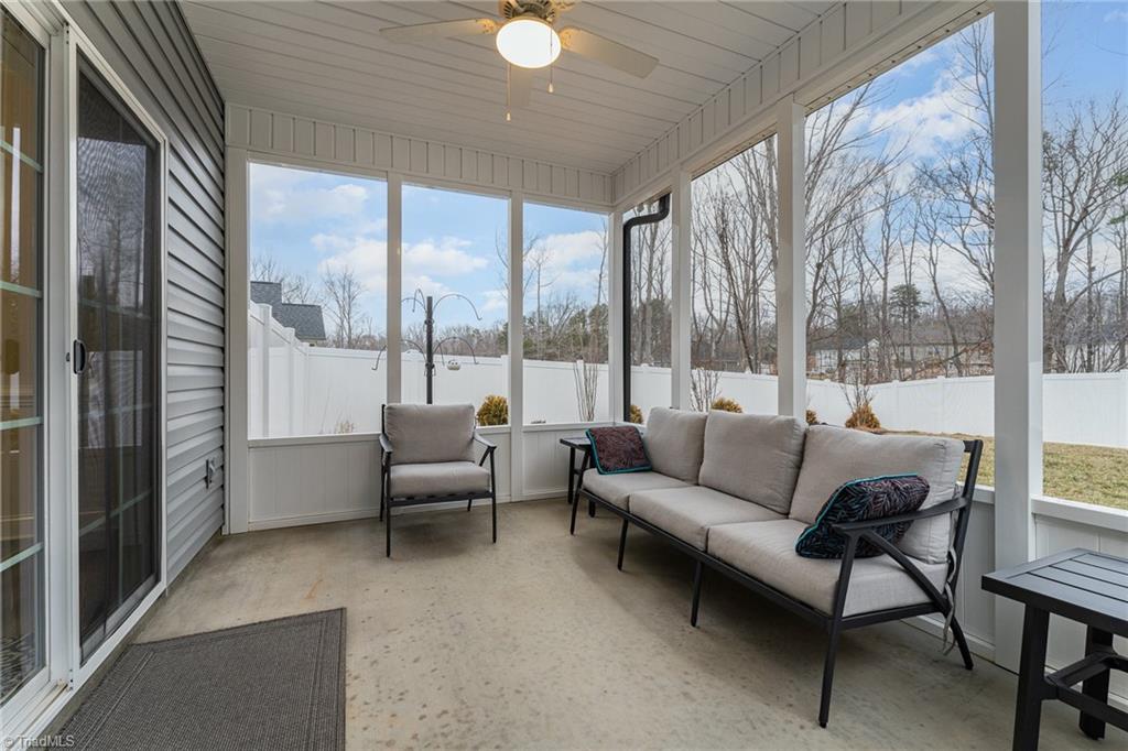 2537 Redwood Hill Court