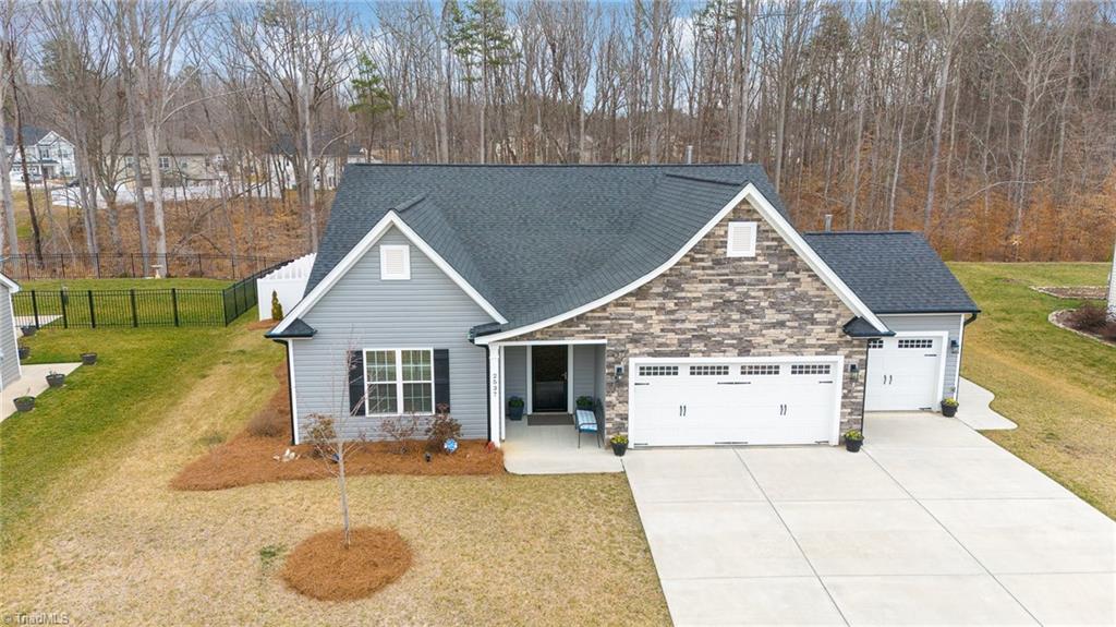 2537 Redwood Hill Court