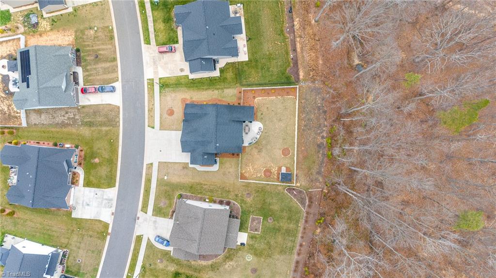 2537 Redwood Hill Court