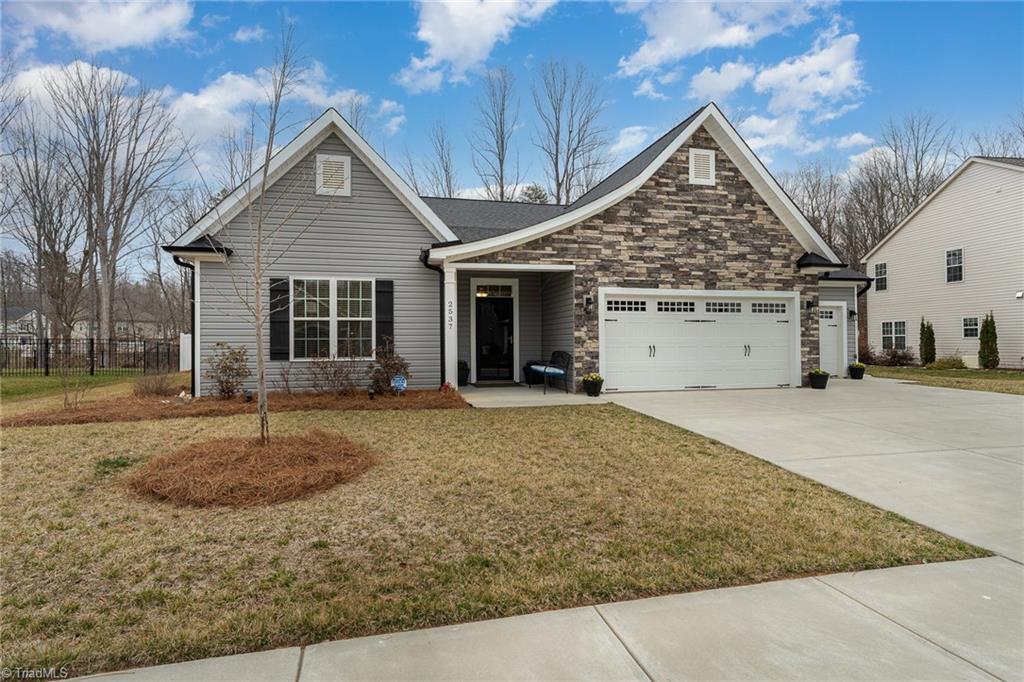 2537 Redwood Hill Court