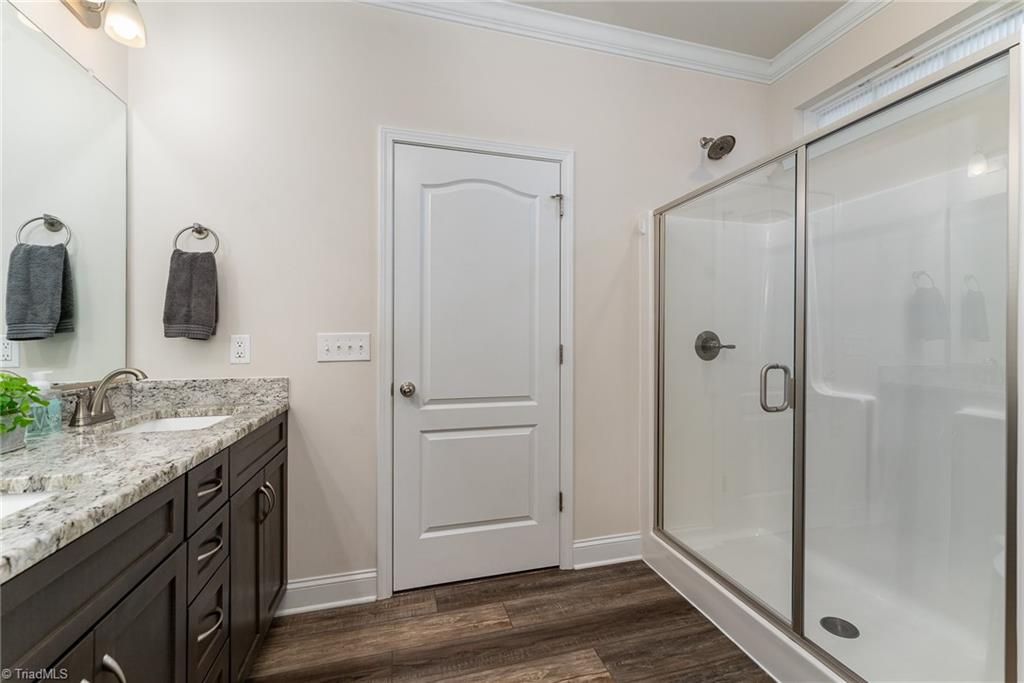 2537 Redwood Hill Court