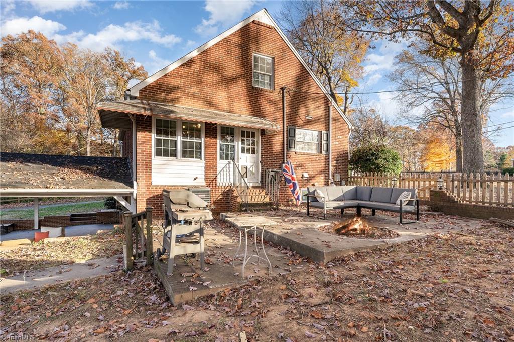 705 Woodcrest Drive
